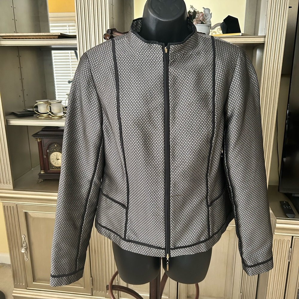 Doncaster Gunmetal grey blazer/ jacket with black piping size 6